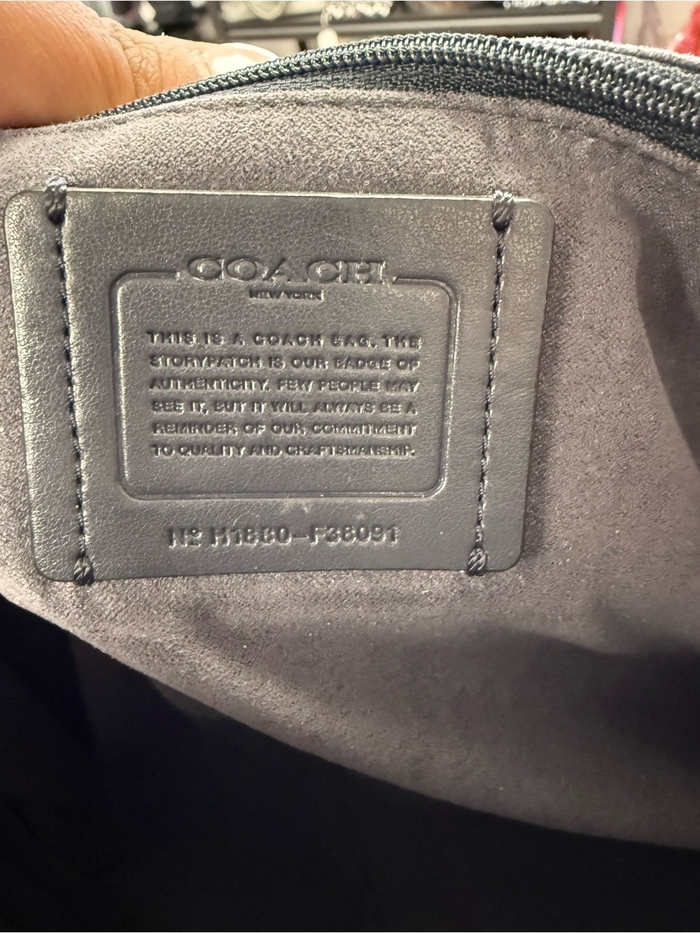 Coach Ava Tote bag metallic signature embossed logo pattern - Picture 13 of 13